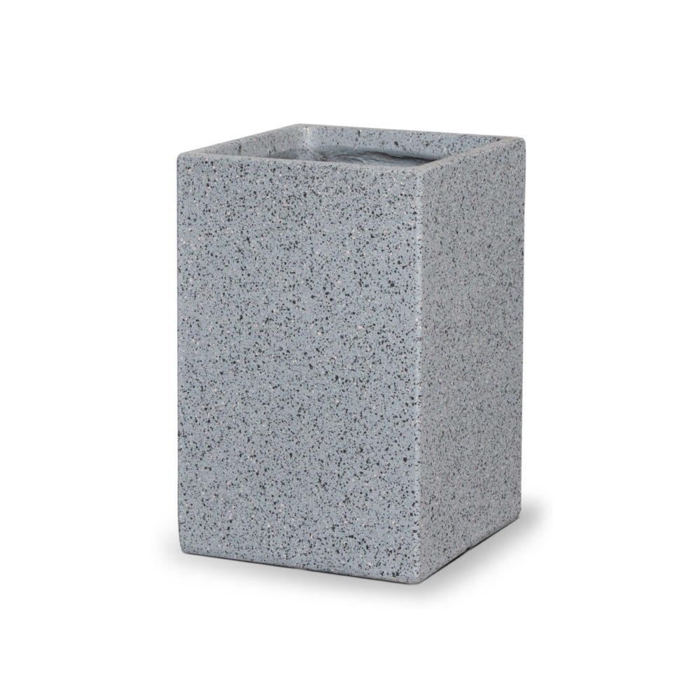 hoge plantenbak buiten