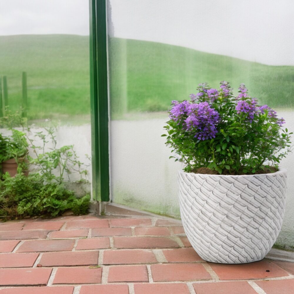 Bloempot Mira - witte ronde bloempot - buiten