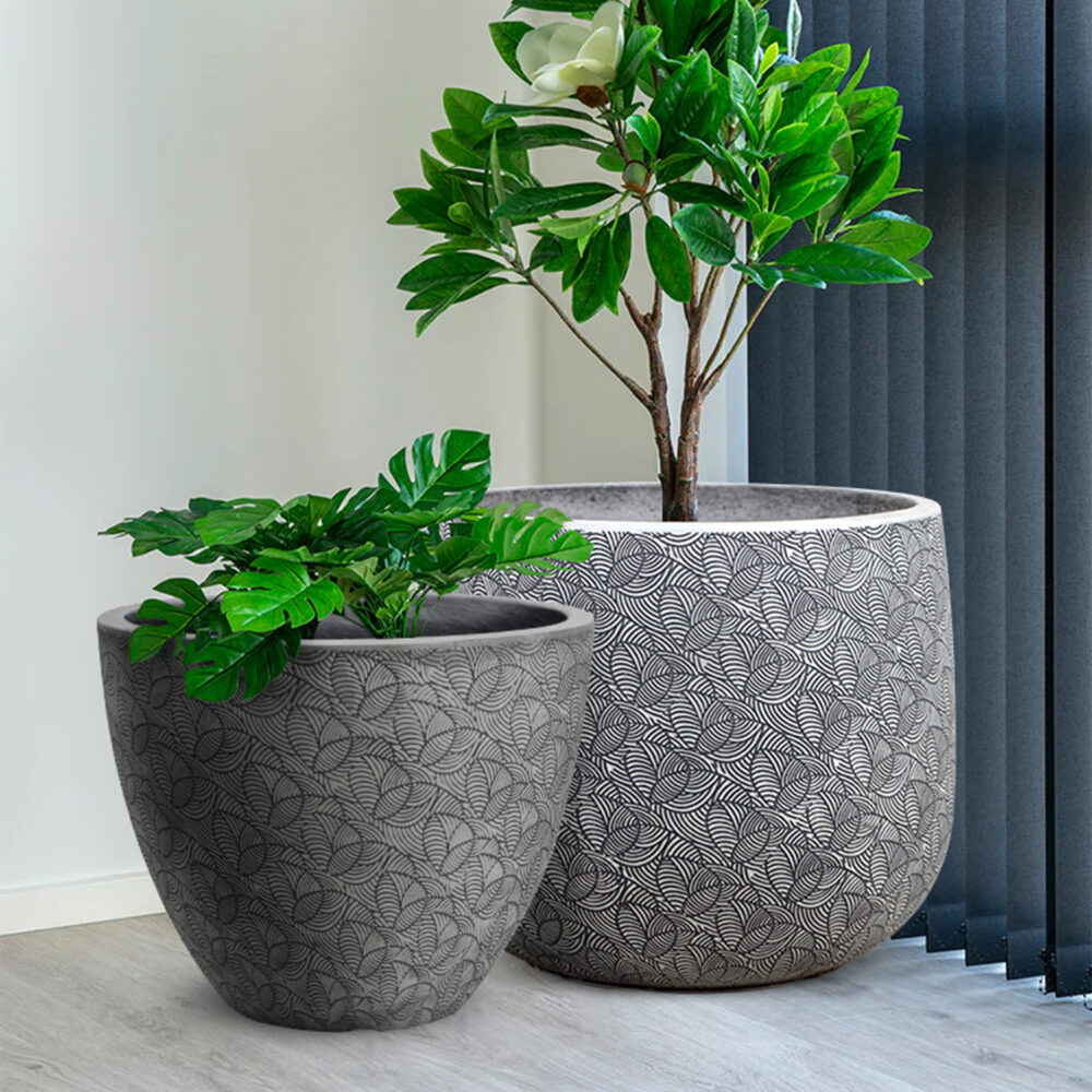 MA'AM Pottery Lara - ronde grijze bloempot bloemenprint - herfstbladeren - sfeerfoto