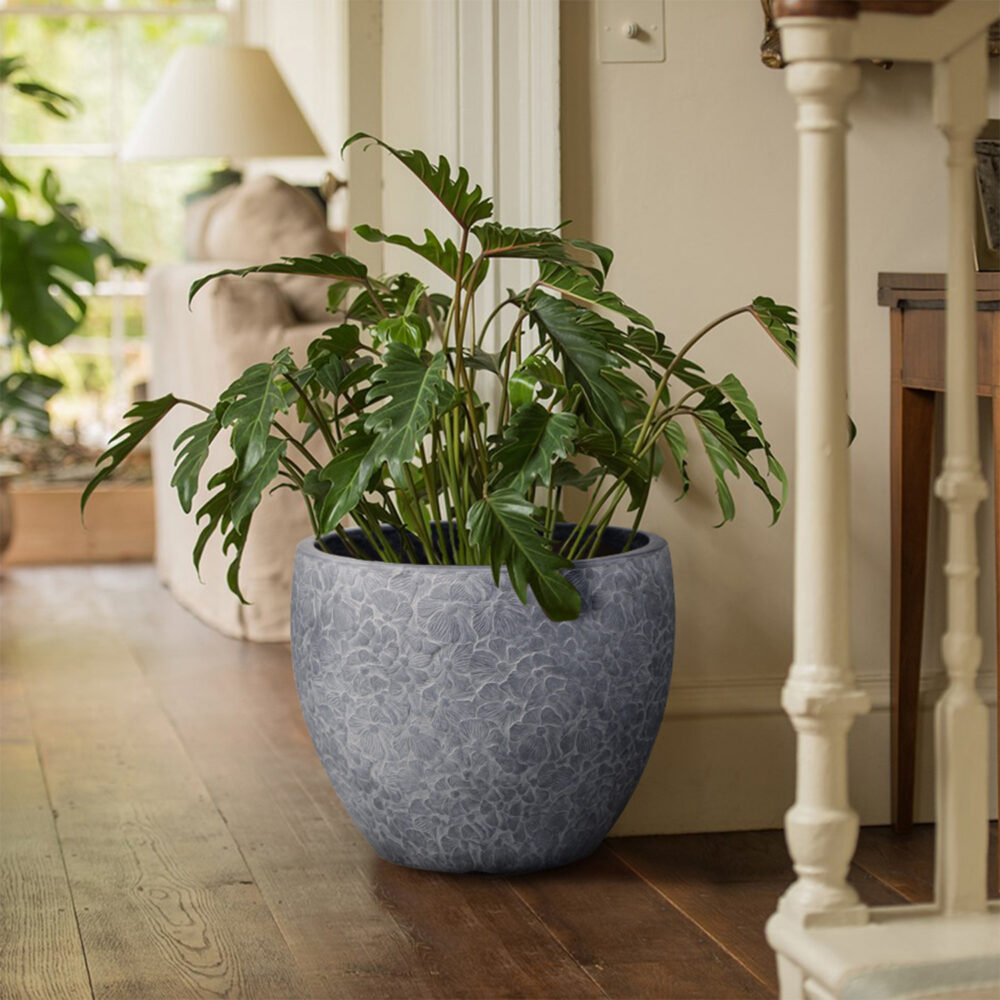 MA'AM Pottery Rose - grijze bloempot binnen - rozen design