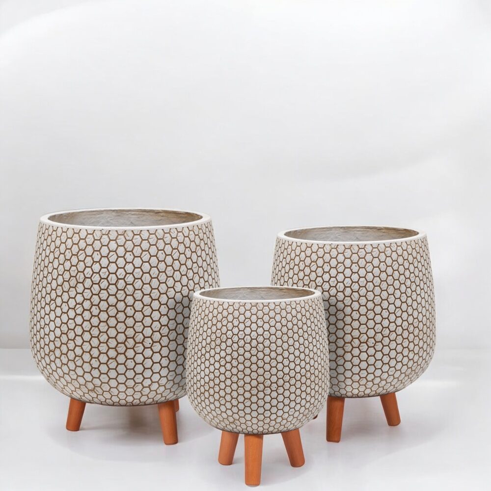 set bloempot op standaard - sfeer - MAAM Pottery Mila - houten pootjes - beige