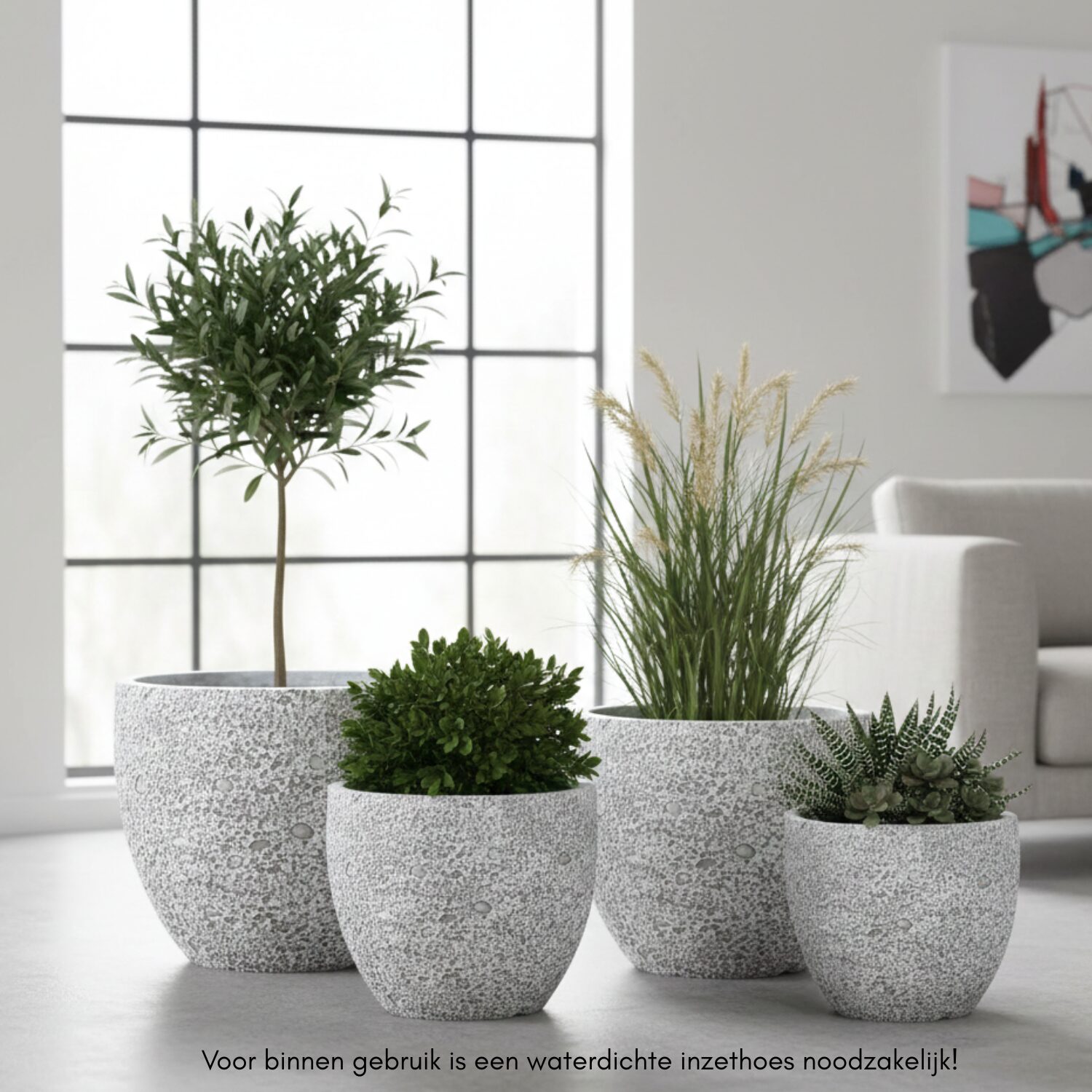 MAAM Pottery Luna - robuuste witte bloempot - sfeerbeeld